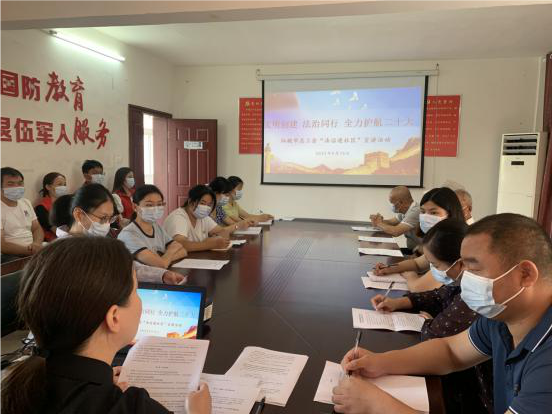 仙桃市总工会开展法制进社区宣传周活动